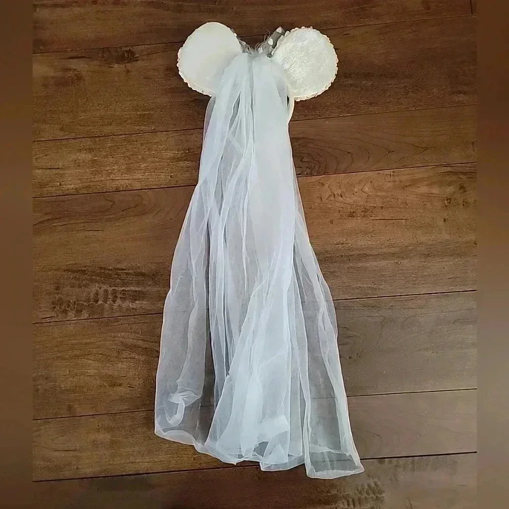 Disney Minnie Mouse Wedding Bride Ears Headband White Tulle Veil Sequin - Picture 4 of 4